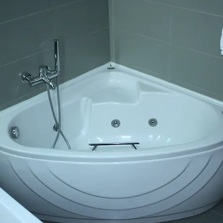 Cariatis Hotel 2*