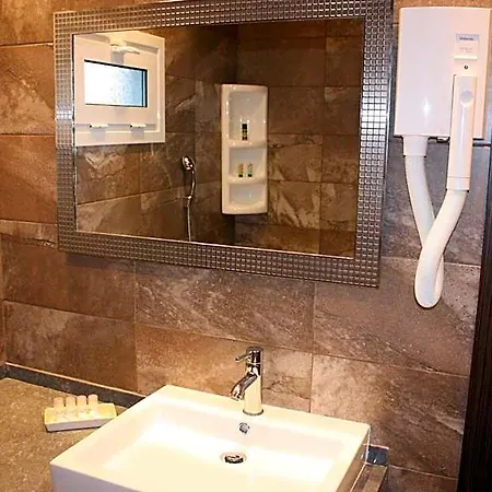 Hotel Cariatis