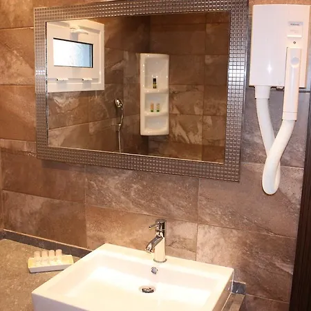 Hotel Cariatis