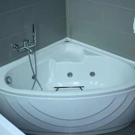 Cariatis Hotel 2*
