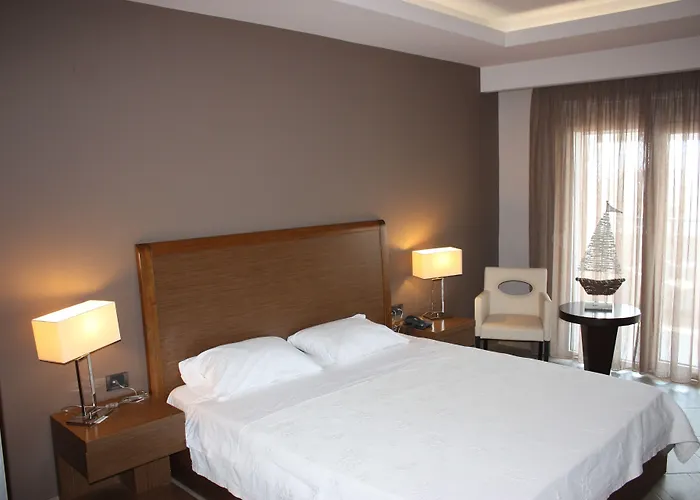 Hotel Cariatis 2*